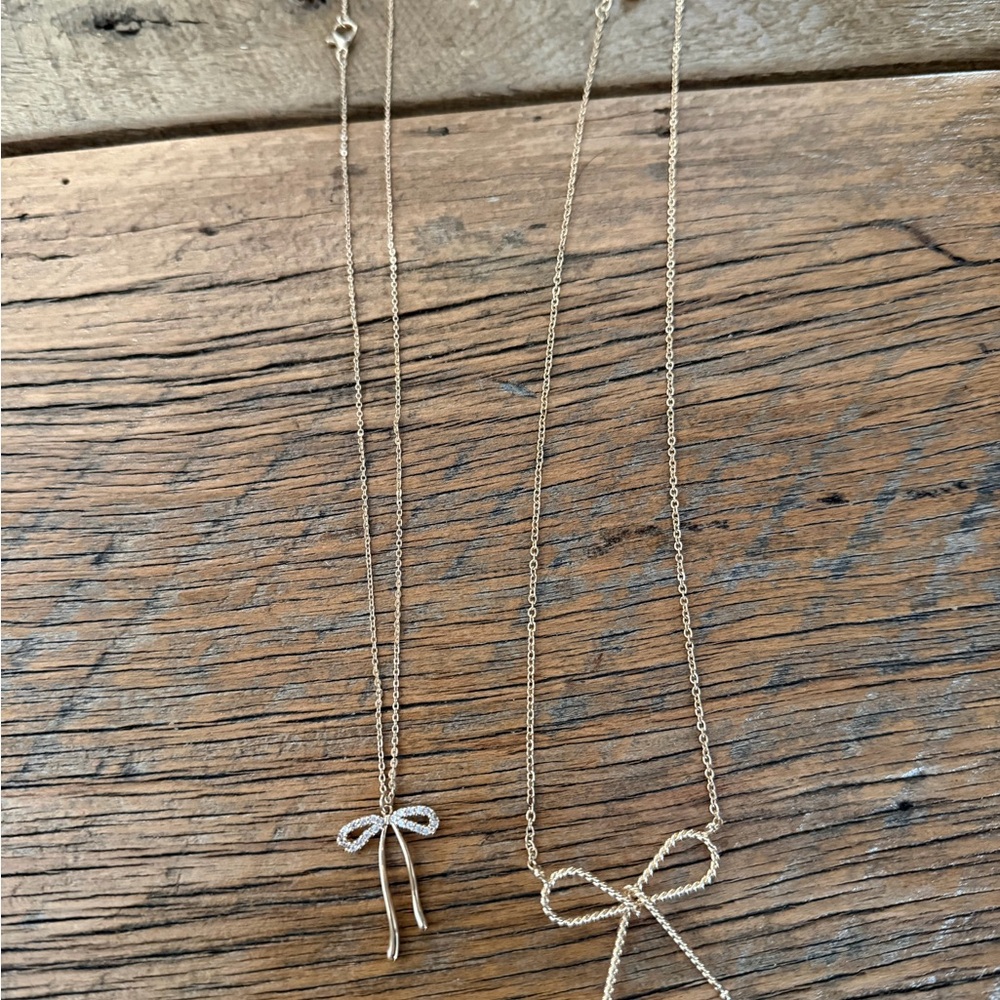 Elegant Gold Bow Necklace Set